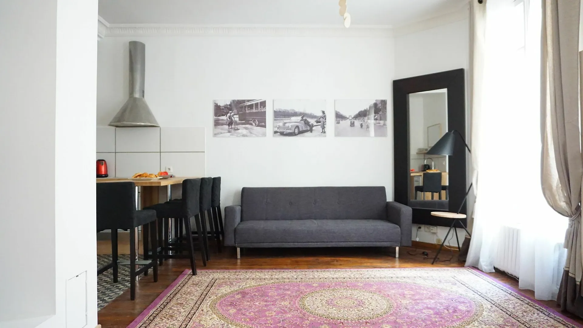 Porte Dauphine 2 Pieces Paris 16 フランス