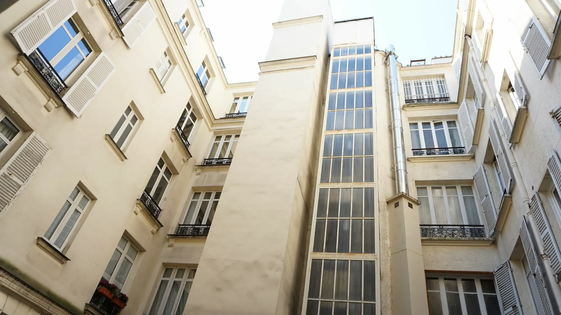 Porte Dauphine 2 Pieces Paris 16 アパート
